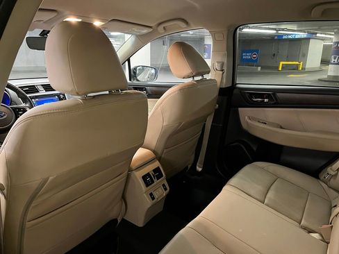 Used 2019 Subaru Outback 3.6R Limited image 21