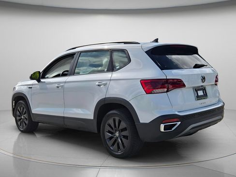 Certified 2024 Volkswagen Taos S FWD image 4