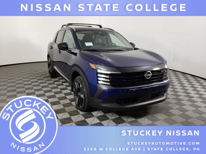 New 2026 Nissan Kicks SR w/ Cold Weather Package