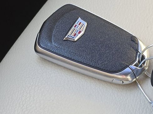 Used 2018 Cadillac XT5 Base image 35