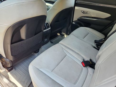 Used 2022 Hyundai Tucson Limited AWD/4WD image 24