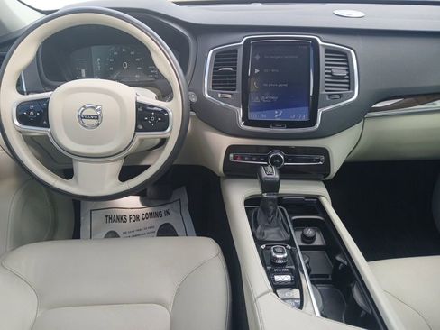 Used 2019 Volvo XC90 T5 Momentum w/ Advanced Package image 12