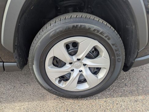 Used 2024 Toyota RAV4 LE image 10