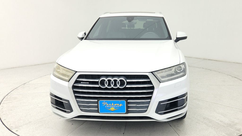 Used 2018 Audi Q7 3.0T Premium Plus w/ Premium Plus Package AWD/4WD image 2