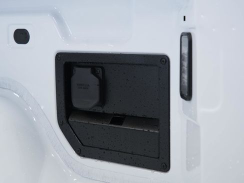 New 2026 GMC Sierra EV Elevation image 19