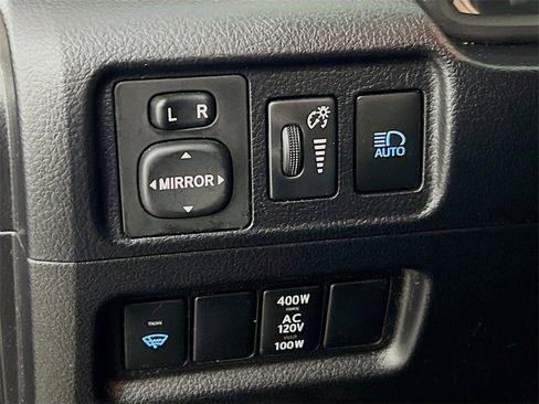 Used 2020 Toyota 4Runner TRD Off-Road image 10