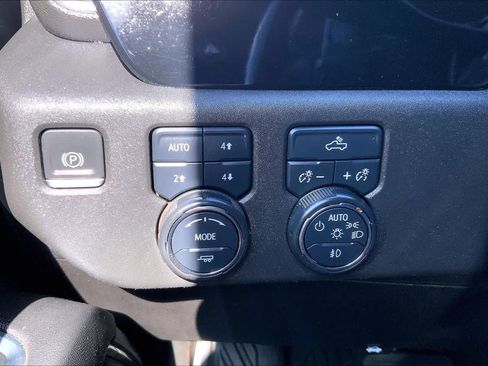 Used 2023 Chevrolet Silverado 1500 RST w/ Z71 Off-Road Package image 35