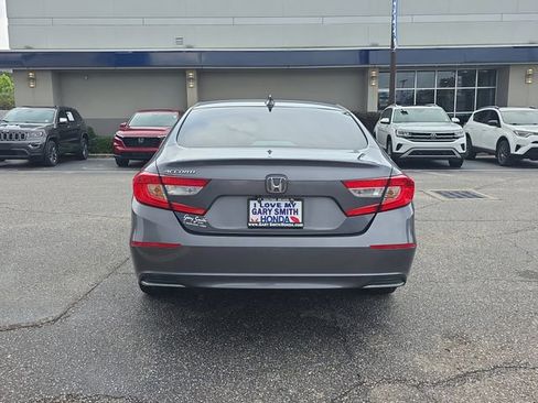 Used 2020 Honda Accord EX image 5
