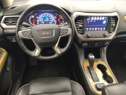 Used 2017 GMC Acadia Denali image 22