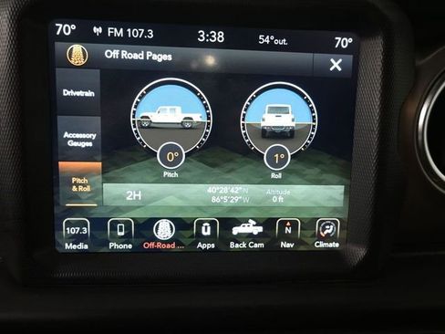 Used 2020 Jeep Gladiator Rubicon image 25