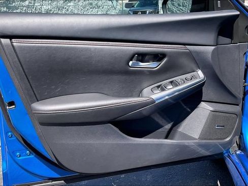 Certified 2025 Nissan Sentra SR w/ SR Premium Package FWD image 21