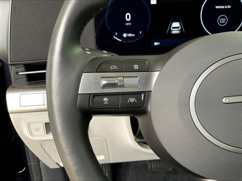 Used 2024 Hyundai Kona Limited AWD/4WD image 11