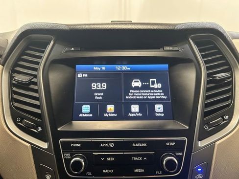 Used 2018 Hyundai Santa Fe Sport 2.0T FWD image 38