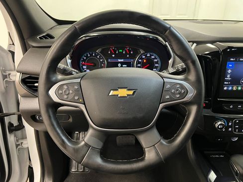Used 2023 Chevrolet Traverse LT FWD image 31