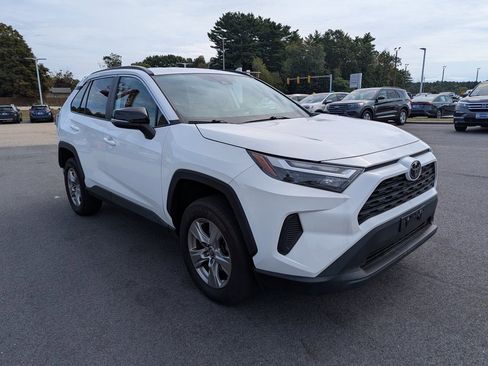 Used 2023 Toyota RAV4 XLE image 8