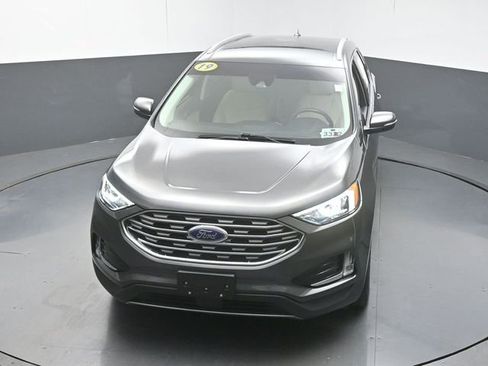 Used 2019 Ford Edge Titanium w/ Cold Weather Package image 39
