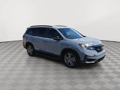 Certified 2022 Honda Pilot Sport image 2