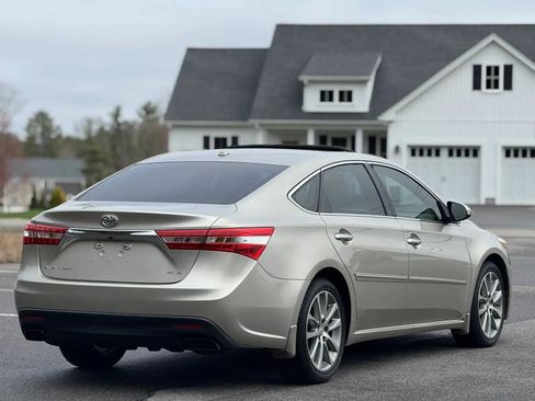 Used 2014 Toyota Avalon XLE Touring FWD image 6