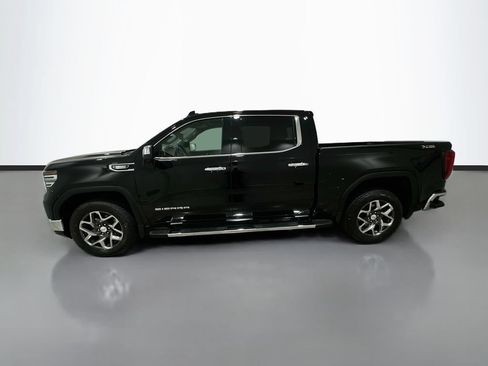 Certified 2024 GMC Sierra 1500 SLT w/ SLT Premium Plus Package AWD/4WD image 4