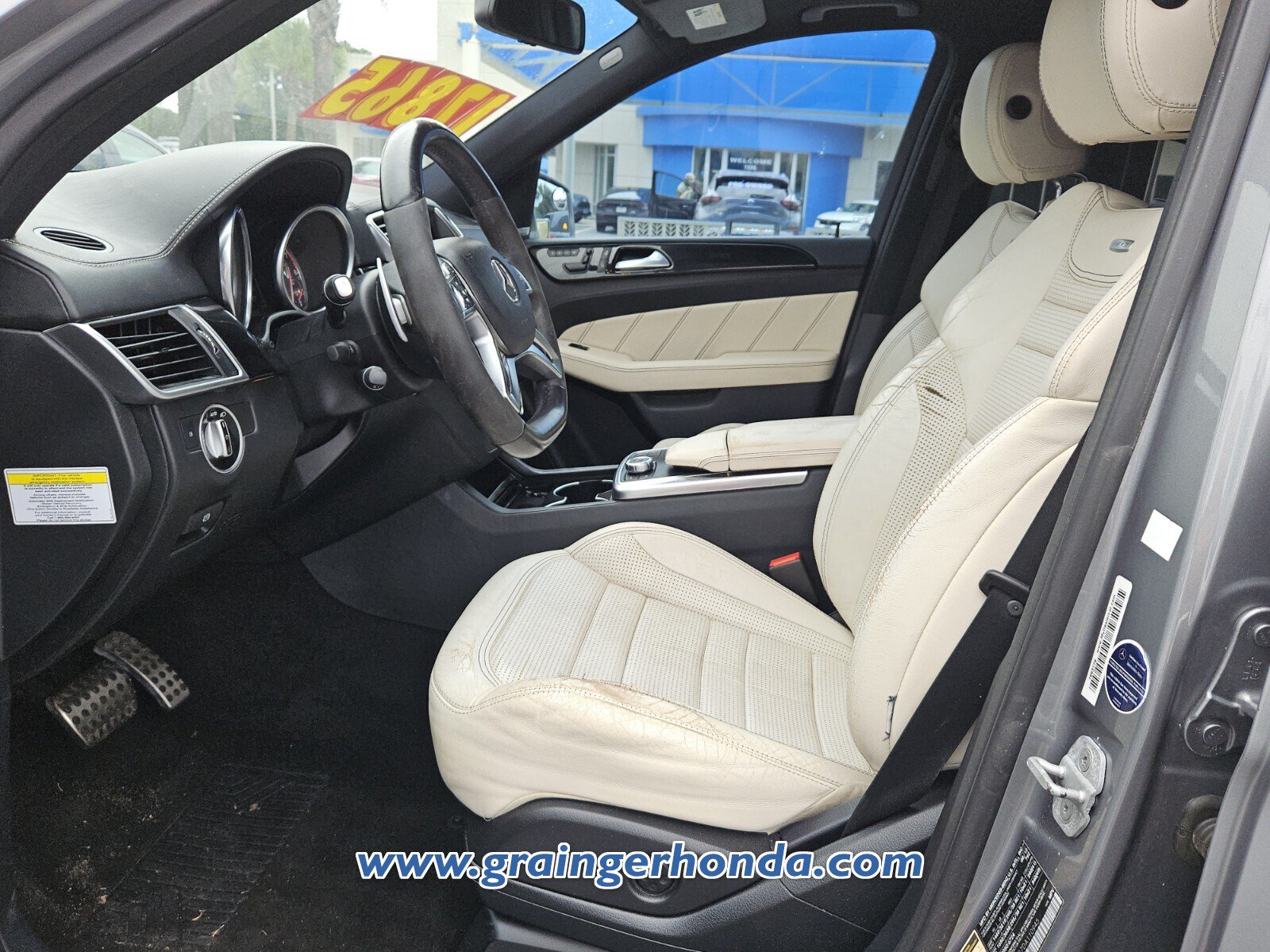 Used 2013 Mercedes-Benz ML 63 AMG 4MATIC image 10