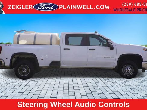 Used 2022 Chevrolet Silverado 3500 W/T w/ WT Convenience Package AWD/4WD image 6