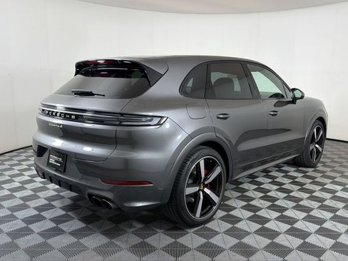 Certified 2024 Porsche Cayenne S AWD/4WD image 10