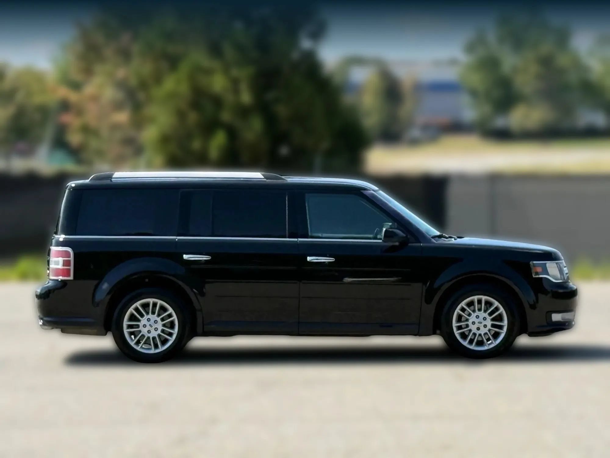 Used 2018 Ford Flex SEL w/ Equipment Group 202A AWD/4WD image 7