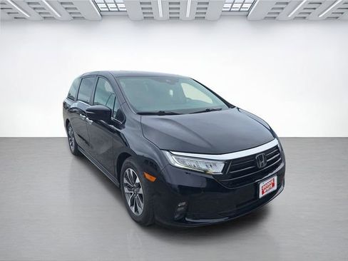 Used 2023 Honda Odyssey EX-L image 2
