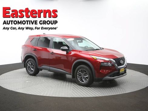 Used 2023 Nissan Rogue S AWD/4WD image 49