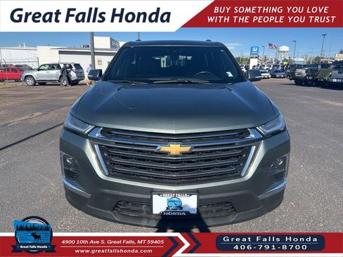 Used 2023 Chevrolet Traverse LT w/ LPO, Floor Liner Package AWD/4WD image 2