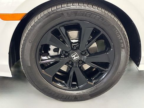 Used 2023 Honda Odyssey Sport image 33