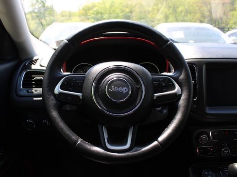 Used 2017 Jeep Compass Trailhawk w/ Navigation Group AWD/4WD image 34