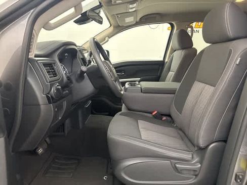 Used 2024 Nissan Titan SV w/ Accessory Utility Package image 11