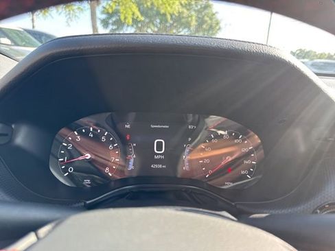 Used 2025 Jeep Compass Trailhawk AWD/4WD image 27