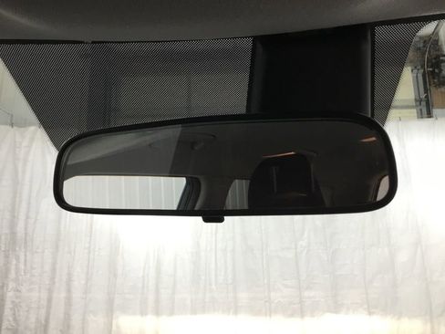 Used 2024 Kia Soul LX w/ LX Technology Package image 24