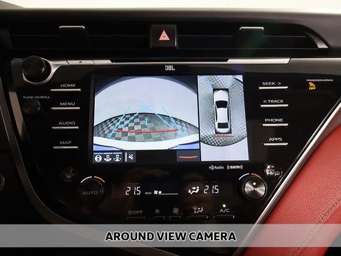 Used 2020 Toyota Camry XSE FWD image 5