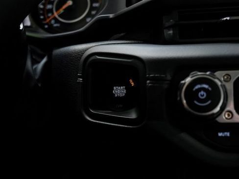 Used 2024 Jeep Wrangler Unlimited Rubicon 392 image 65