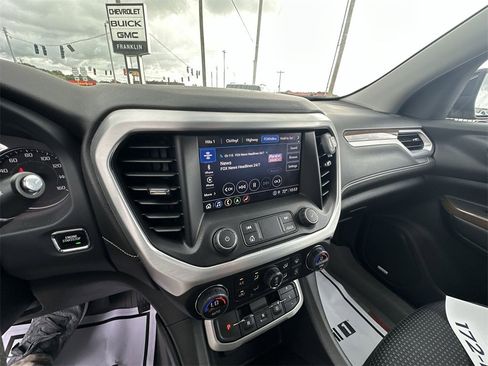 Used 2023 GMC Acadia SLE w/ Driver Convenience Package image 14