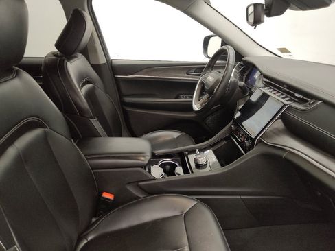Used 2023 Jeep Grand Cherokee L Limited AWD/4WD image 21