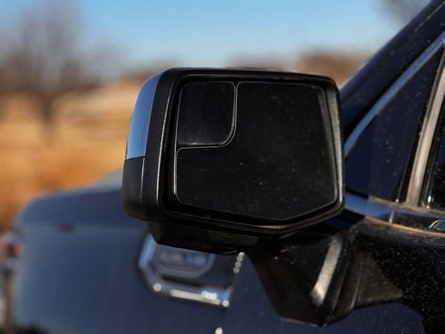 Used 2023 GMC Sierra 1500 SLT w/ SLT Convenience Package image 19