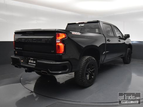Used 2019 Chevrolet Silverado 1500 LT Trail Boss w/ Convenience Package AWD/4WD image 46