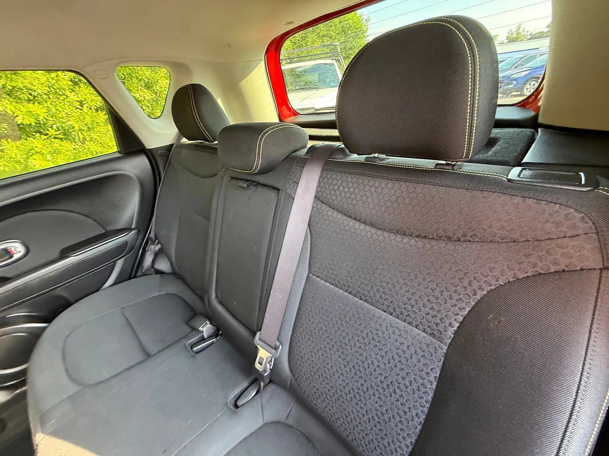 Used 2015 Kia Soul + FWD image 32