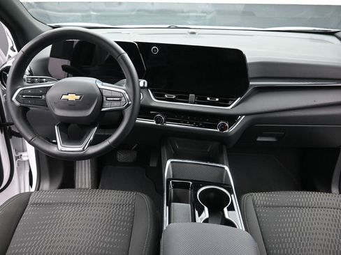 Used 2025 Chevrolet Equinox LT image 14