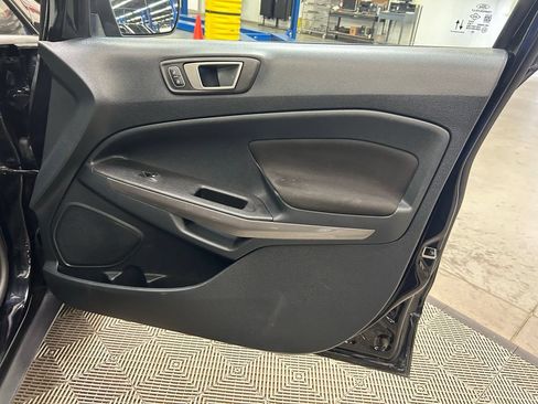 Used 2021 Ford EcoSport SE w/ SE Convenience Package FWD image 17