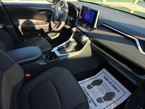 Certified 2023 Toyota RAV4 XLE w/ Convenience Package image 18