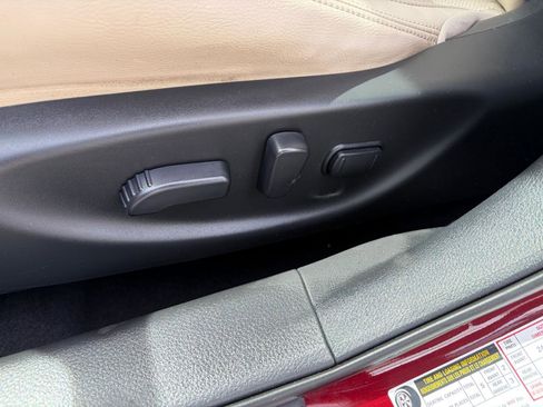 Used 2016 Nissan Maxima 3.5 SL w/ Interior Lighting Package FWD image 11