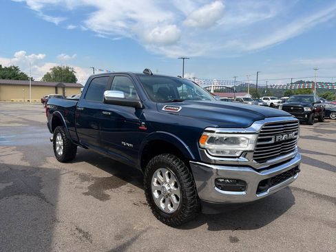 Used 2022 RAM 2500 Laramie AWD/4WD image 3