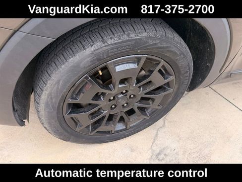 Used 2021 Kia Telluride SX w/ SX Prestige Package AWD/4WD image 8
