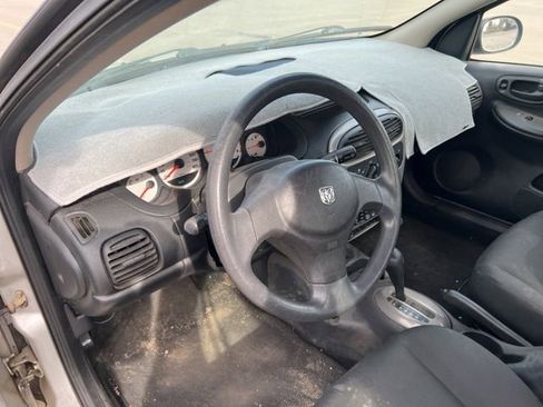 Used 2005 Dodge Neon SXT image 12