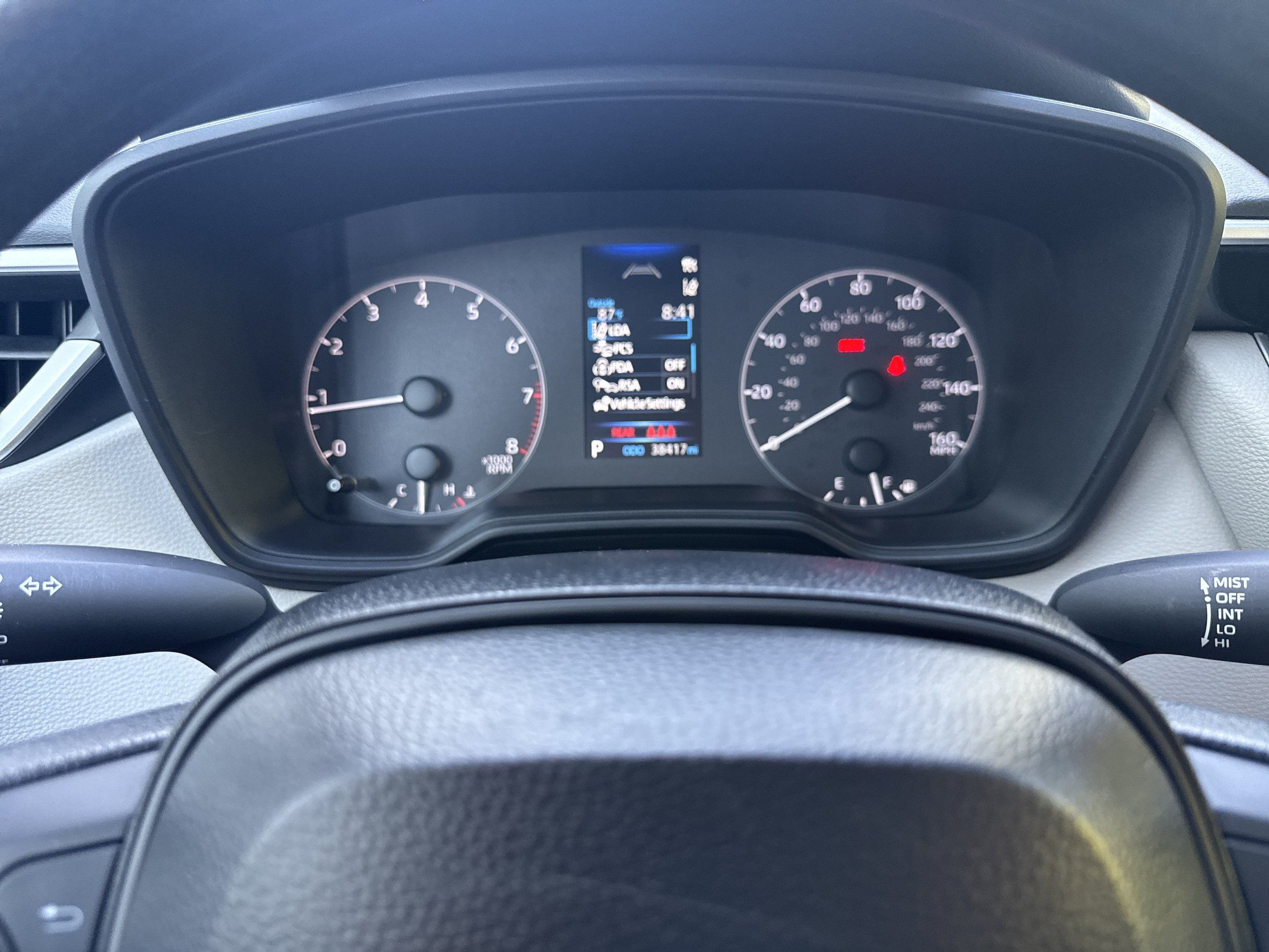 Used 2025 Toyota Corolla LE FWD image 16